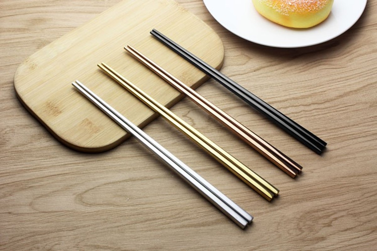  قاشق و chopstick چوبی