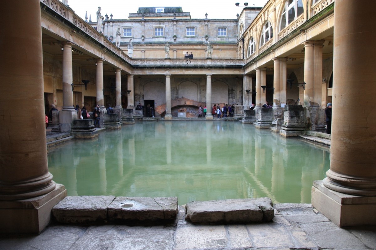 حمام های رومی