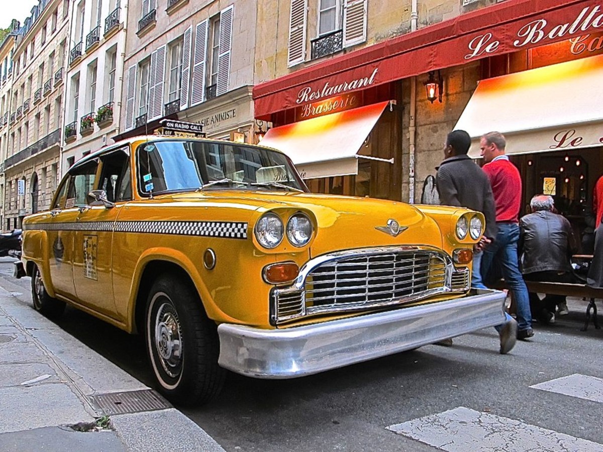 تاکسی در پاریس