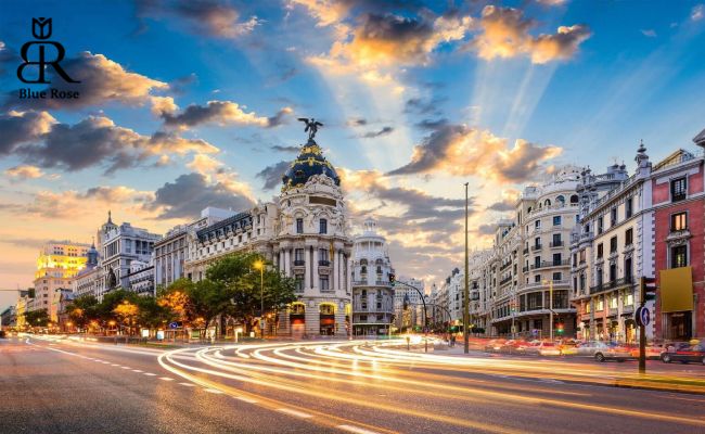راهنمای مسافرت به اسپانیا