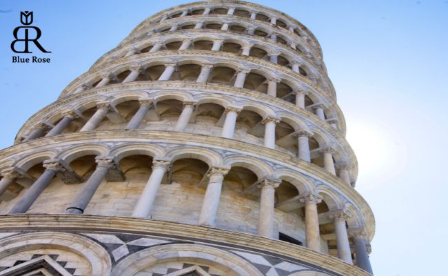 نمای برج کج پیزا ایتالیا