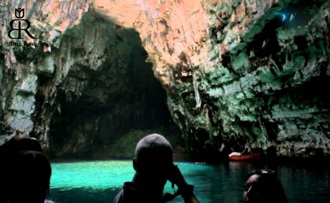 بازدید از غار ملیسانی کشور یونان