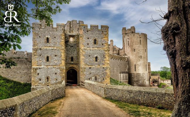 سفر به انگلستان و بازدید از قلعه آروندل در انگلستان