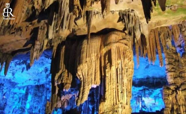 دیدنی‌های غار زیرزمینی ریدفلوت چین