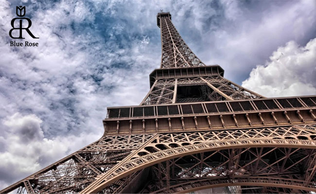 بررسی نبایدهای سفر به پاریس 