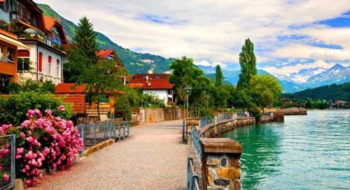 شهر لوگانو در تیچینو سوئیس